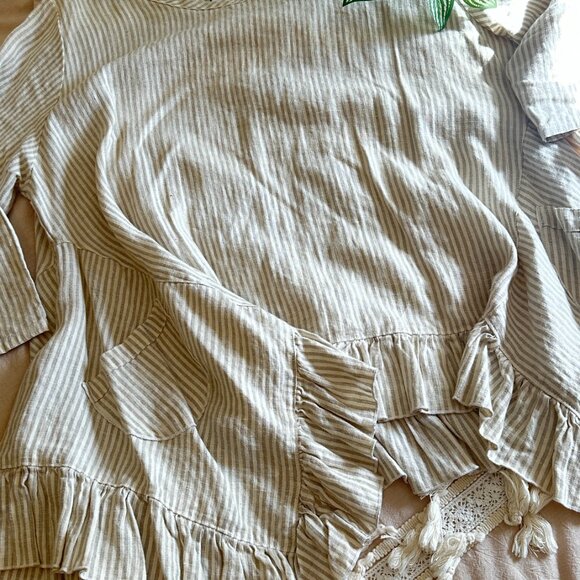 Hearts Desire Butterfly Long Linen Top One Size-Tan/Beige/ Boutique Artisan - Picture 3 of 4